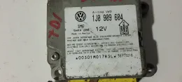 5WK42000 блок управления AirBag (SRS) Volkswagen PASSAT B5 1999