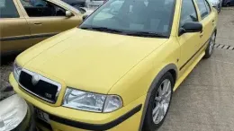 Блок управління двигуном 06A906018FK golf iv 2.0