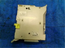 8273028371 Toyota Estima fuse control box