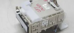 827300FA40 Fuse box control unit Toyota Verso 2015