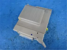 8273030200 Toyota Crown fuse control box