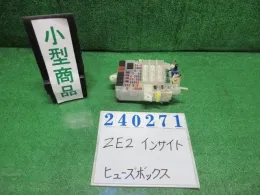 38200TM8003 блок предохранителей Honda Insight