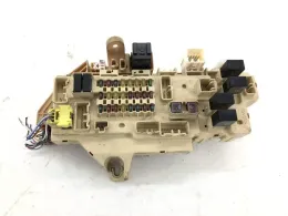 8922122030 блок запобіжників до Toyota