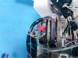 8273020500 блок запобіжників до Toyota Premio