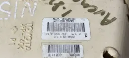 82641C4020F блок предохранителей Toyota Avensis T250 2004