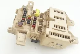 8273044020 Fuse box control unit Toyota Picnic 1998