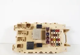 8273252030 Fuse box control unit Toyota Yaris Verso 2000