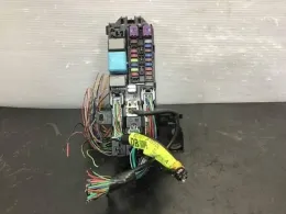 82600B2090 Daihatsu Mira fuse control box