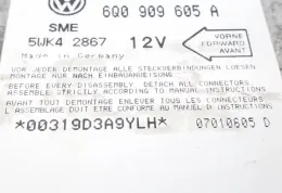07010605D блок управління AirBag (SRS) Volkswagen Golf IV 2003