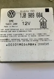 28980305 блок управления AirBag (SRS) Volkswagen PASSAT B5 1999