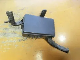 8266228210 блок предохранителей Toyota