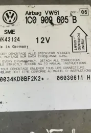 06030611H блок управления AirBag (SRS) Volkswagen PASSAT B5.5 2001
