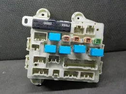 8273328170 блок запобіжників до Toyota Estima