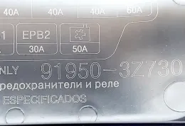 912033Z360 блок запобіжників Hyundai i40 2012