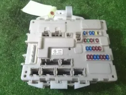 284B73XA0B блок предохранителей Nissan Nv350, caravan