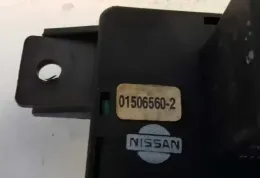 015065602 блок предохранителей Nissan Trade 1996