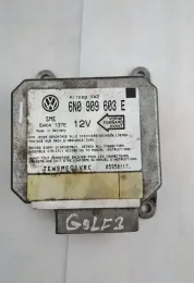 05950117 блок управления AirBag (SRS) Volkswagen Golf III 1997