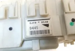 5K071071 блок запобіжників Toyota Prius (XW20) 2006