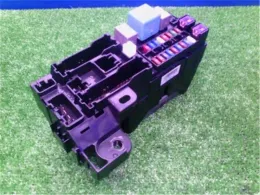 82600B2260 Daihatsu Move, conte fuse control box