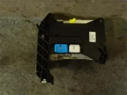 8273028380 Toyota Voxy fuse control box
