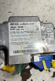 2RHHFF2E120716 блок управління AirBag (SRS) Hyundai i30 2010