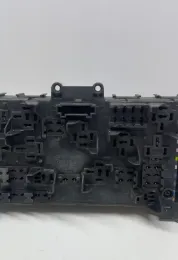 518878004 блок предохранителей Mercedes-Benz Vito Viano W639 2007