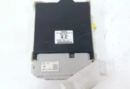 50117116 блок запобіжників Toyota Prius+ (ZVW40) 2013