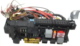 A2045458732 блок запобіжників Mercedes-Benz C W204 2010
