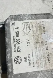 9020615H блок управления AirBag (SRS) Volkswagen PASSAT B7 2012