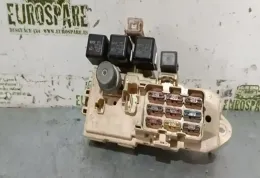 826418910 Fuse box control unit Toyota 4 Runner N120 N130 1993