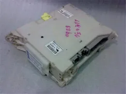 8273328190 блок запобіжників до Toyota Vellfire