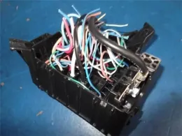 82661B2450 Daihatsu Move, custom fuse control box
