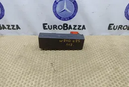 Блок запобіжників Mercedes W210