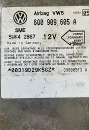 39000513A блок управління AirBag (SRS) Volkswagen Golf IV 2000