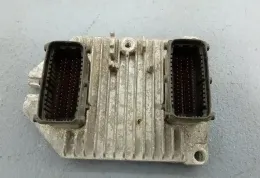 0915867 блок управління ECU Opel Zafira A 2003