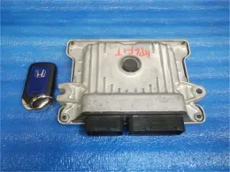 3782058V862 блок управления двигателем Honda Fit