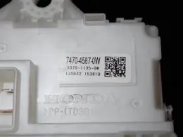 38200T7AJ31 блок предохранителей Honda Vezel