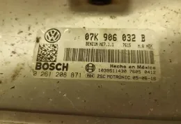 07K906032B блок управления ECU Volkswagen New Beetle 2007