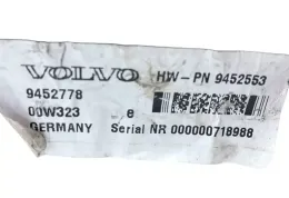 000000718988 блок запобіжників Volvo V70 2002