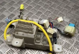 8264112200 Fuse box control unit Toyota Corolla E120 E130 2003