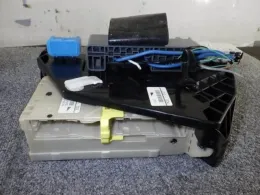 8273028770 Toyota Estima fuse control box