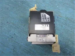 8273052Q91 Toyota Sienta fuse control box