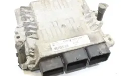 BV6112A650RM блок управління ECU Ford Focus 2006