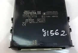 8999047311 блок управління Toyota Prius+ (ZVW40) 2018