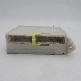 8267230080 блок запобіжників до Toyota