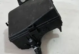 8266252801 Fuse box control unit Toyota Yaris 2018