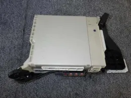 8273028770 Toyota Estima fuse control box