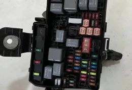 8266252801 Fuse box control unit Toyota Yaris 2018