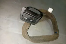 Блок USB-AUX Hyundai Santa Fe 2012-16гг