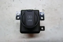 Блок USB-AUX Kia Sorento Prime UM c 2015